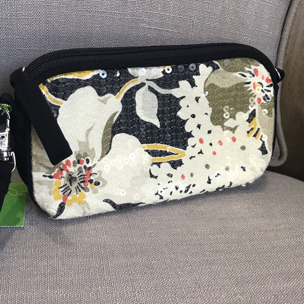 Vera Bradley Dogwood shimmer wristlet - Picture 12 of 16